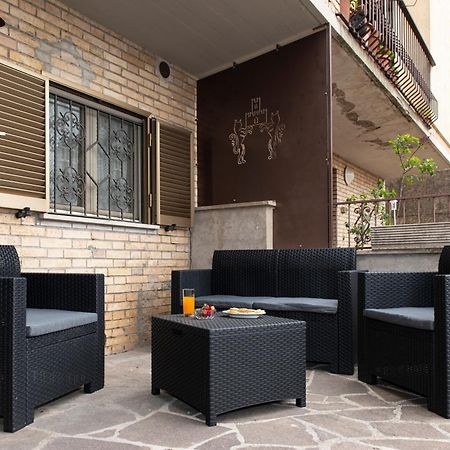 Appartamento Con Parcheggio E Giardino Asís Exterior foto