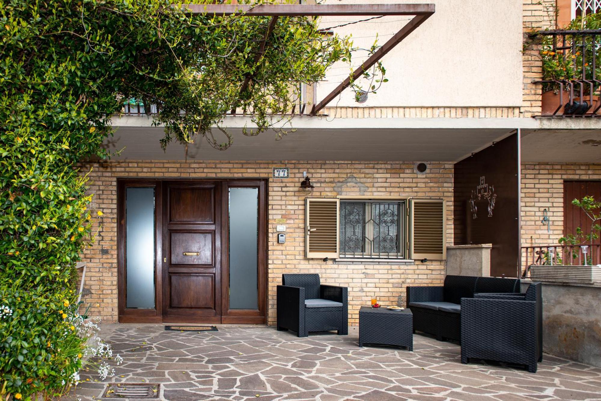 Appartamento Con Parcheggio E Giardino Asís Exterior foto